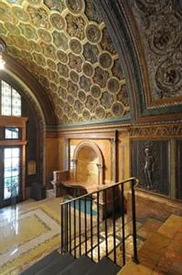 Sold by Douglas Elliman | media 15