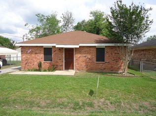 411 Mary St, Broussard, LA 70518