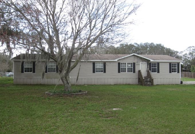 2nd image of 2015 Meadow Oak Cir
