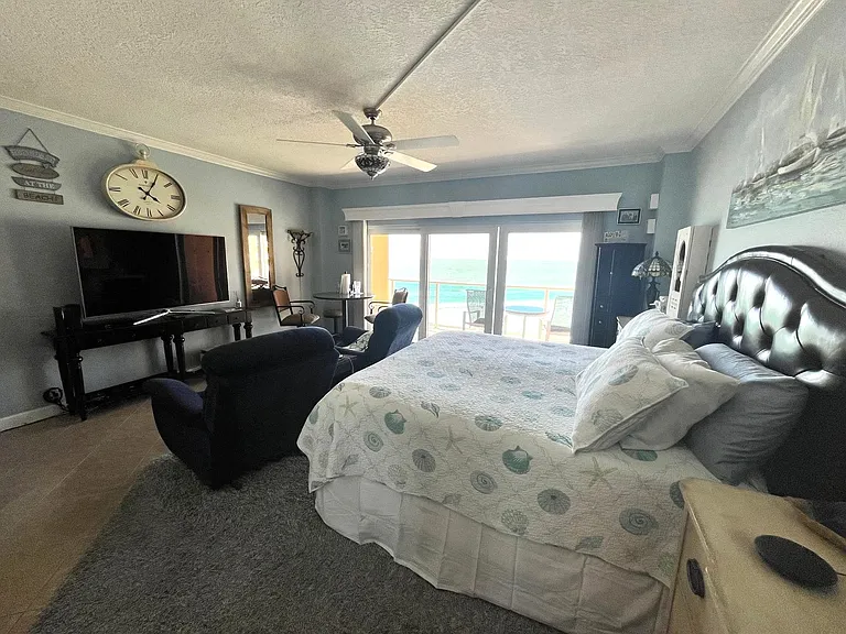 880 Mandalay Ave #S511 — Photo 6