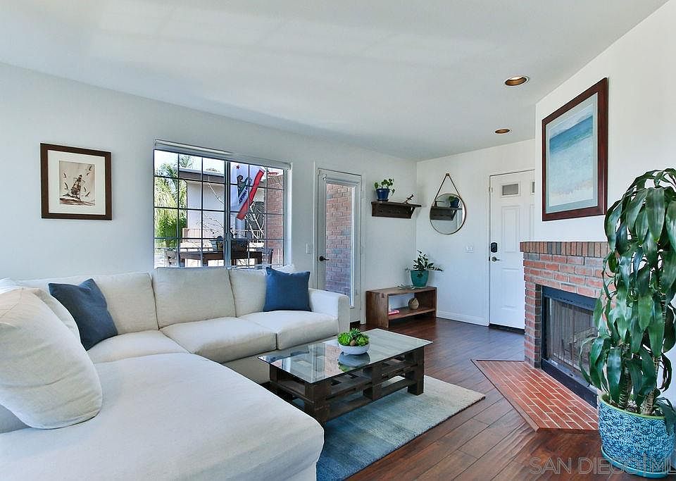 1st image of 2125 Chatsworth Blvd Unit 7