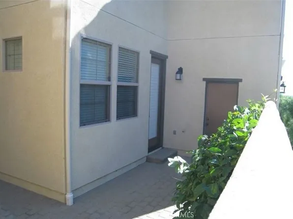 20303 Livorno Way, Northridge, CA 91326