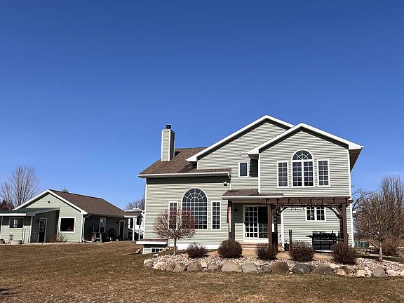 2nd image of 3765 Maxwell Rd