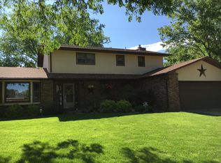 1302 S Emory Ave, North Platte, NE 69101