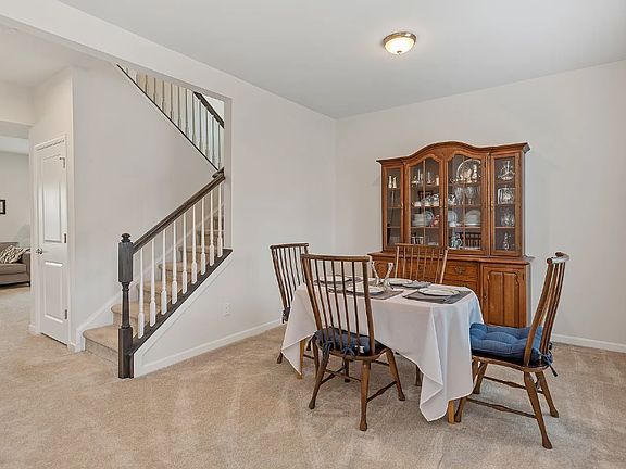 4th image of 1729 Eastwick Ln