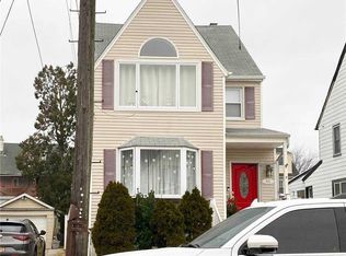 64 Gordon Rd, Valley Stream, NY 11581