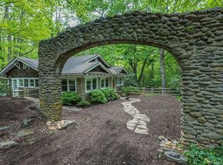 179 Sunset Dr, Black Mountain, NC 28711