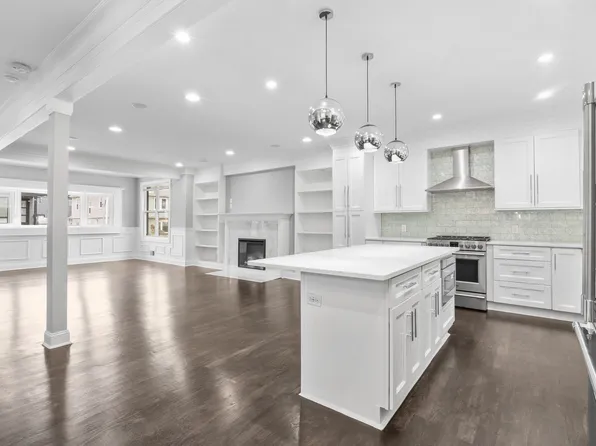 54 Lawton Avenue image 20 of 26