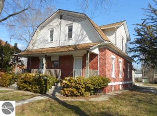 116 & 118 E Downie St, Alma, MI 48801