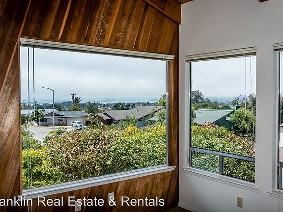 3rd image of 1245 Green Oaks Dr