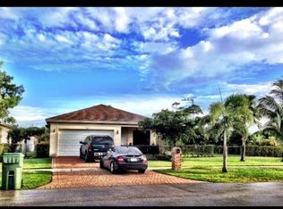 580 NW 20th St, Homestead, FL 33030