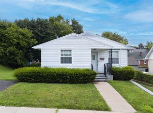 106 Adams Ave, Endicott, NY 13760