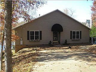 2nd image of 15798 Lake Harbor Dr