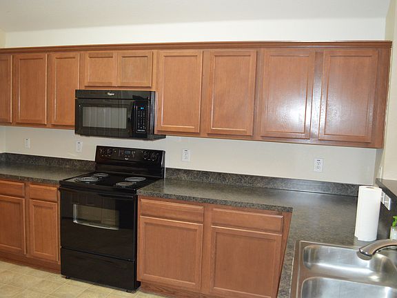 3rd image of 5136 Mirror Lake Dr