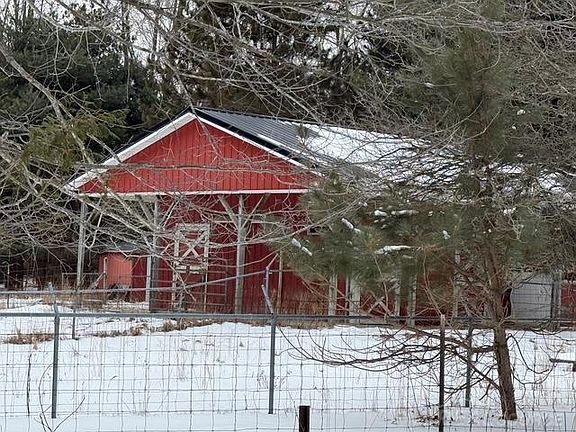 5th image of 5750 Snay Rd