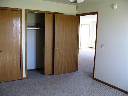 3rd image of 625 E Chesak Ave