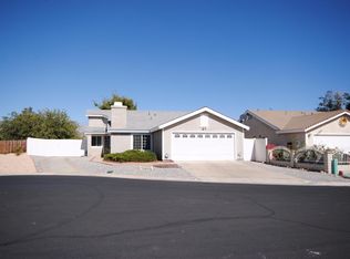 9135 Maple Leaf Ct, Hesperia, CA 92344