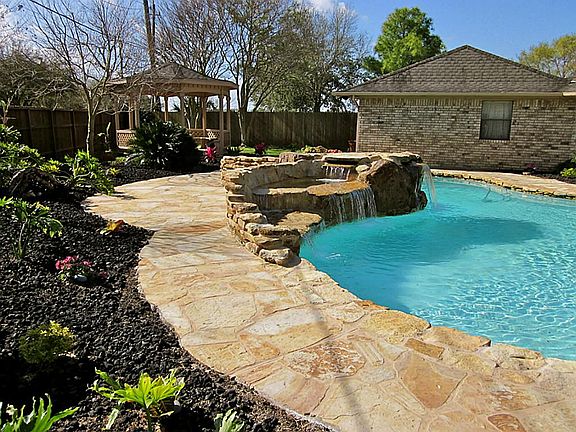 2nd image of 4639 Augusta Dr