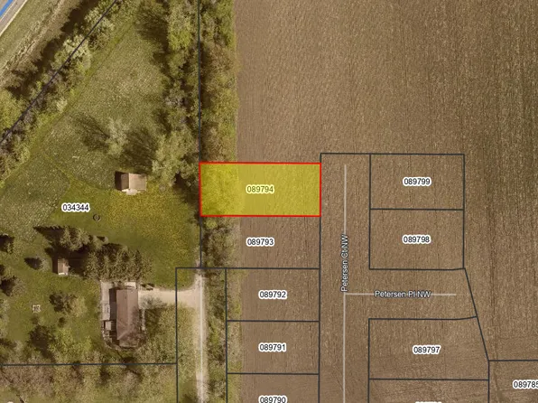 1150 Petersen Ct NW, Stewartville, MN 55976