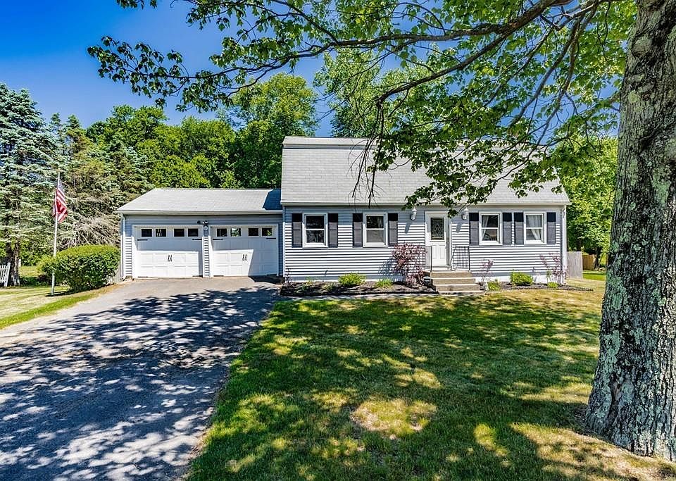 468 Southwick St, Feeding Hills, MA 01030 Zillow