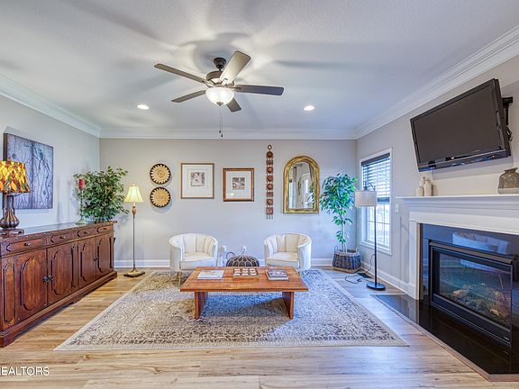 5th image of 3134 Otter Run Ln