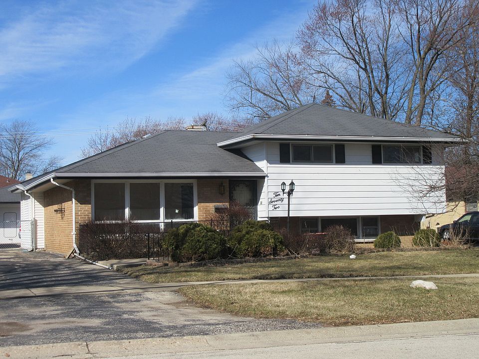 1st image of 1072 Marshall Dr