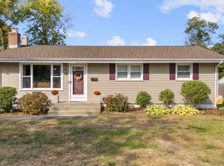 96 Valley View Rd, Milford, CT 06461