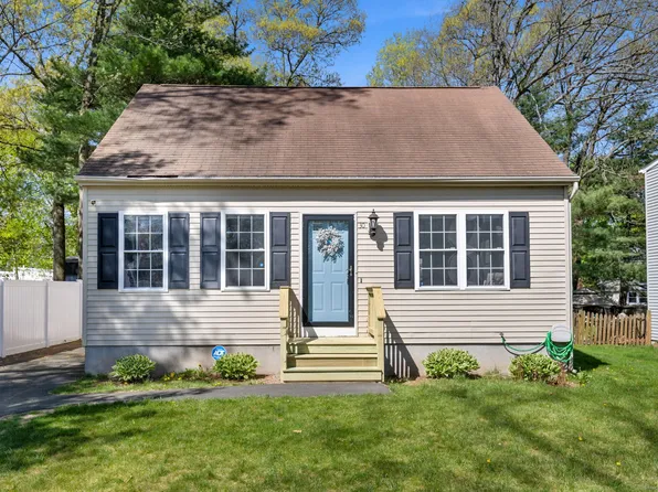 30 Oakland Terrace, Manchester, CT 06042