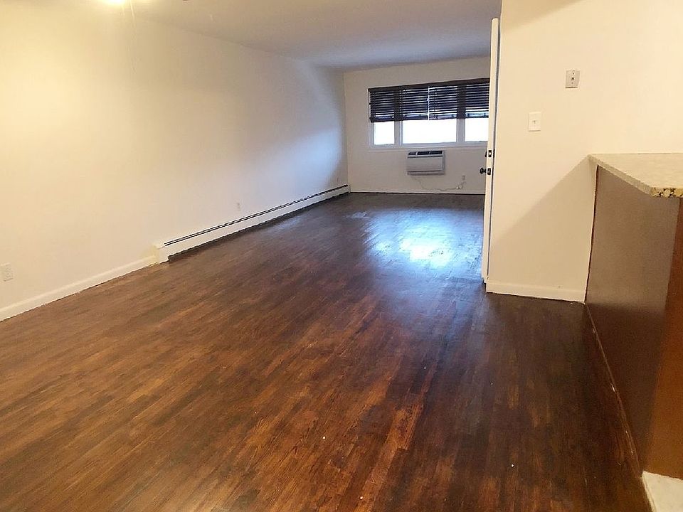 1st image of 25-08 46th St #3L