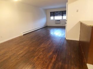 25-08 46th St #3L, Astoria, NY 11103
