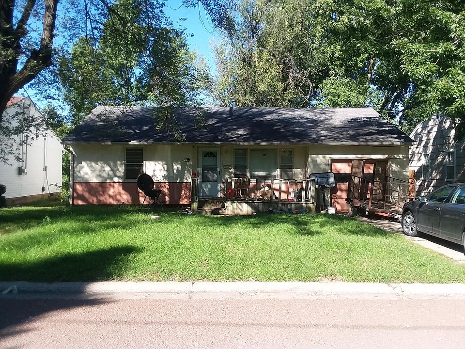 2nd image of 687 N Ted Ave