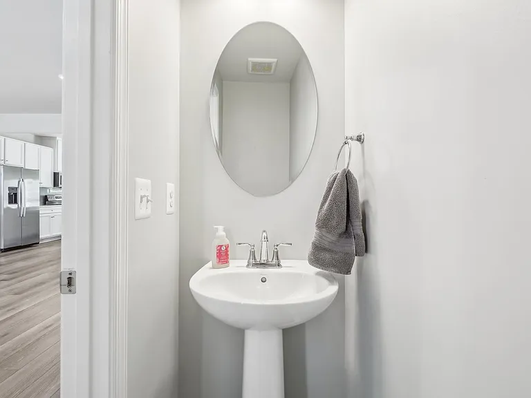 4502 Dale Creek Way — Photo 17
