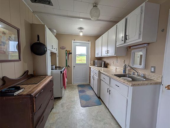 3rd image of 256G CHURCH Road