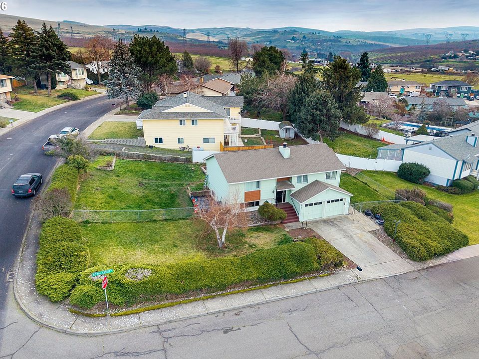 1st image of 3540 Royal Crest Dr