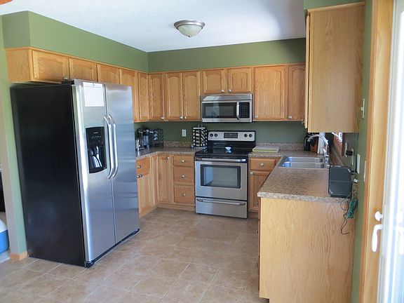 2nd image of 370 Arglen Dr
