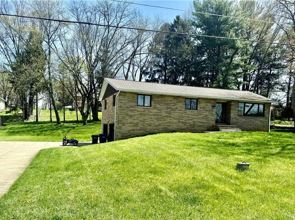 4669 Mars Rd, Uniontown, OH 44685
