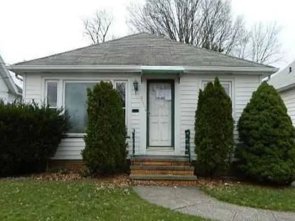 5908 Bangor Ave, Cleveland, OH 44144