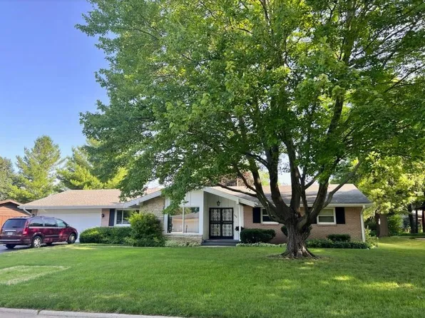 4304 Dorset Dr, Rockford, IL 61114