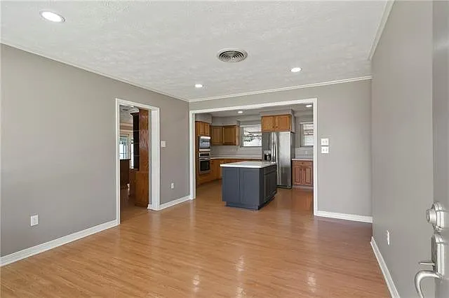 516 Poplar St — Photo 6