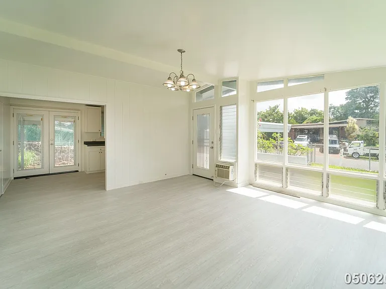 207 Kaliponi St — Photo 11