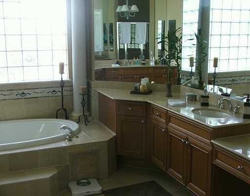 5th image of 13792 NW 11th Ct