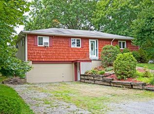 107 Berg Dr, Pittsburgh, PA 15238