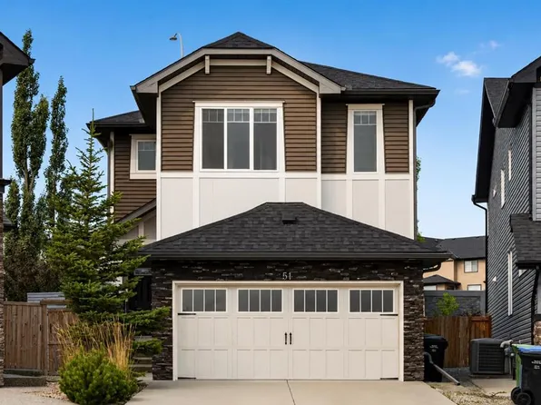 51 E Sage Bank Ct NW, Calgary, AB T3R 0K7