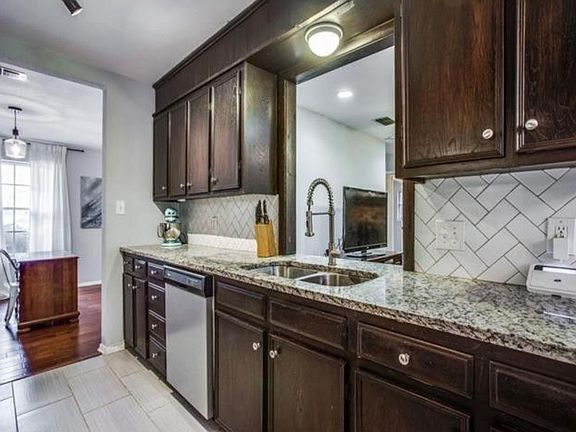 5th image of 6321 Trail Lake Dr