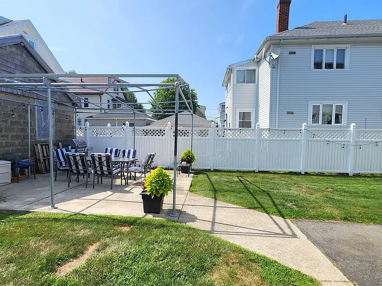 32 Cornell St #1 — Photo 15