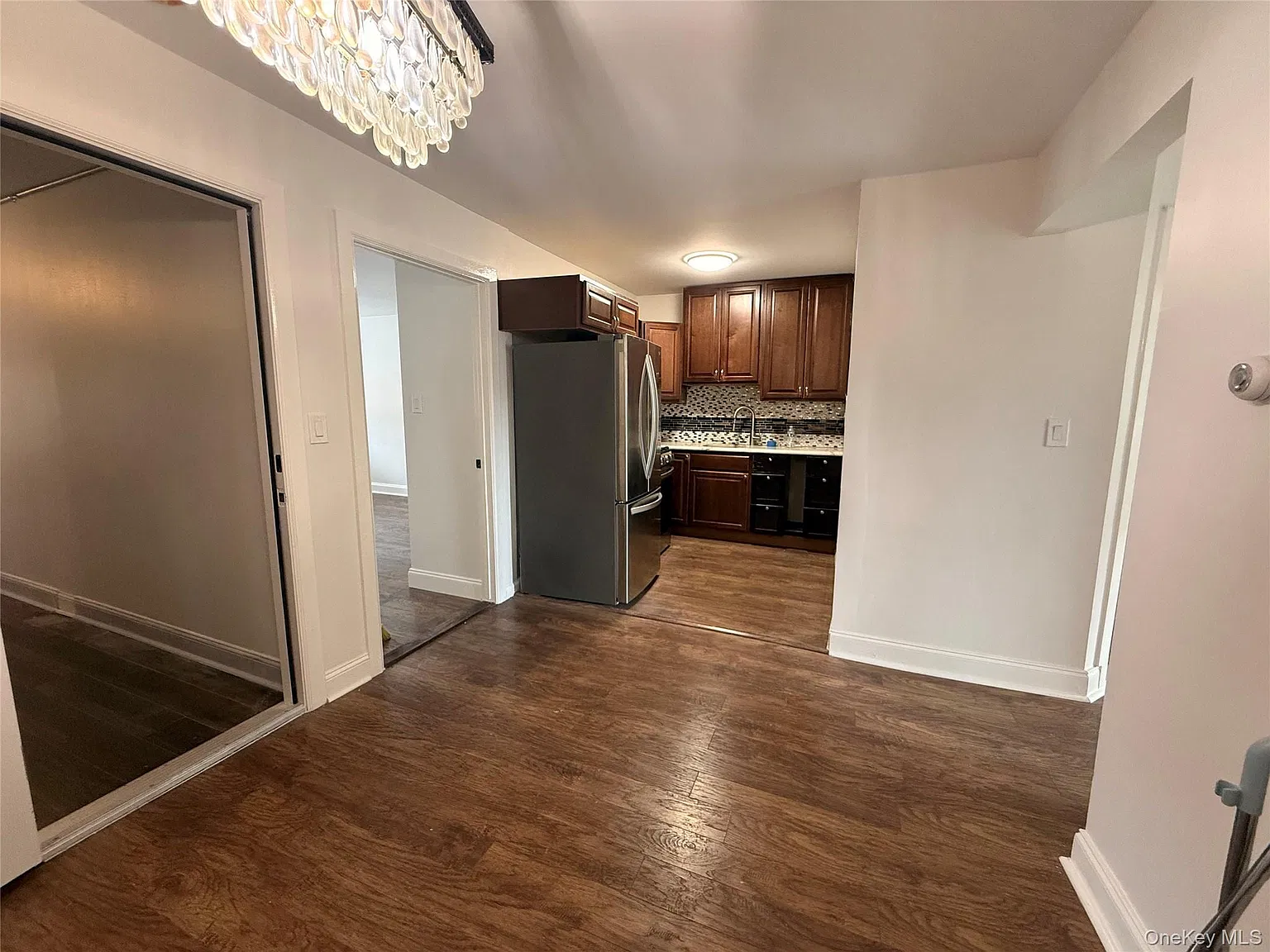 2 bed, 1.0 bath, 804 sqft, $3,100 — Photo 4