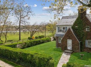 350 Kenmore Rd, Little Neck, NY 11363
