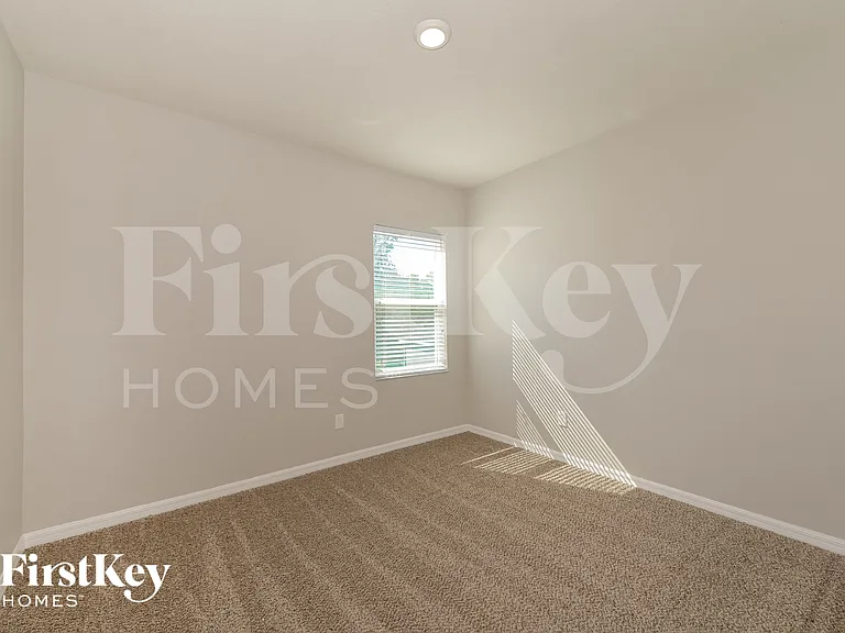 6117 Oak Mill Ter — Photo 12