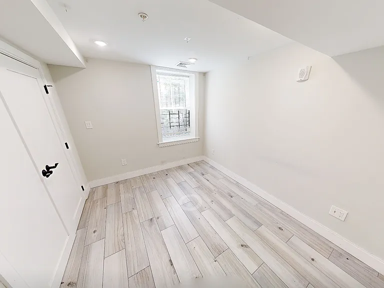 791 Linden St #1 — Photo 8