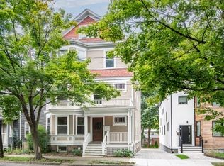 639 Chestnut Hill Ave #1, Brookline, MA 02445